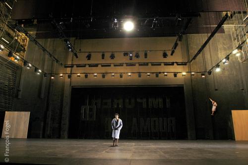 Le triomphe de l'amour, Mes Stanislas Nordey, Théâtre national des amandiers, Nanterre