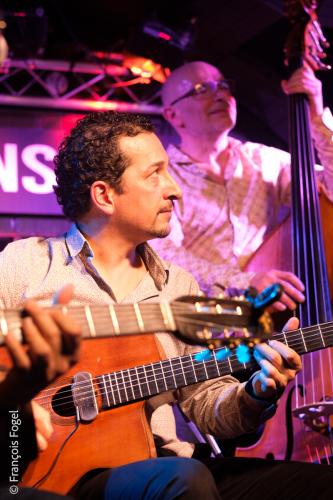 Pablo Robin, guitare rythmiqueJean-Charles Bavouzet, contrebasse