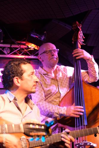 Pablo Robin, guitare rythmiqueJean-Charles Bavouzet, contrebasse