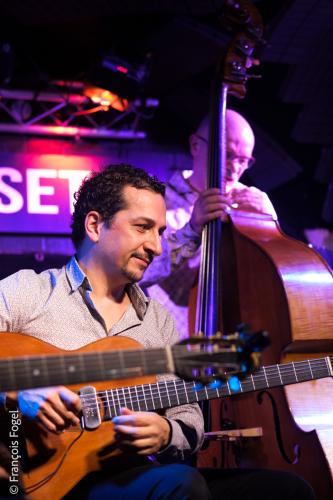 Pablo Robin, guitare rythmiqueJean-Charles Bavouzet, contrebasse