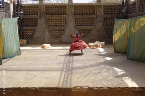 La pièce Peur de la couleur (Sénégal) au Festival Djaram'art