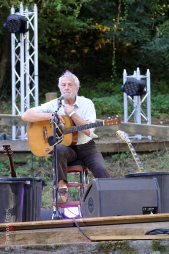 SARCLOUne brève histoire de la chanson française de qualité